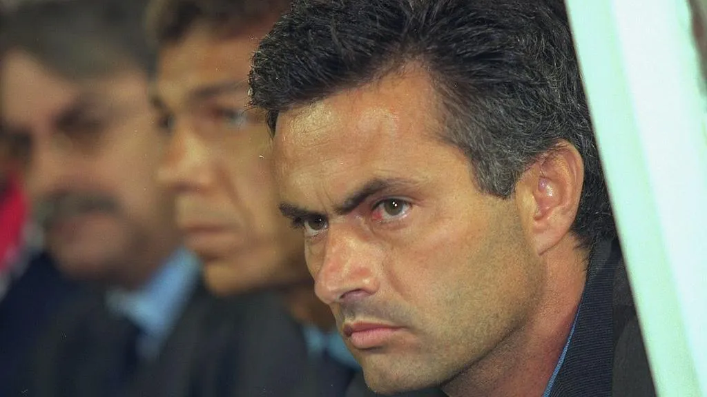 The Special One Is Back at Sport Lisboa e Benfica Following a Quarter Century: Revered Yet Risky?